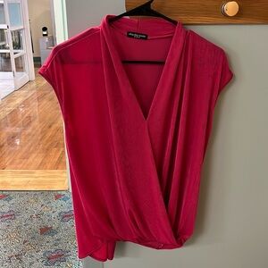 Cha Cha Vente hot pink size M top
